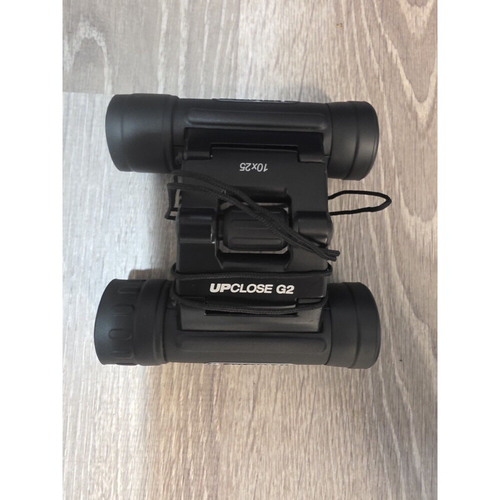 Celestron UpClose G2 10x25 Binocular Multi-Coated Optics for Bird Watching